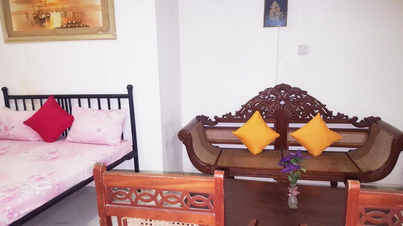 The Beehive Colombo Hotel Екстериор снимка