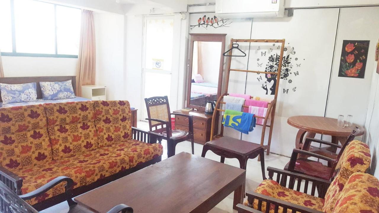The Beehive Colombo Hotel Екстериор снимка