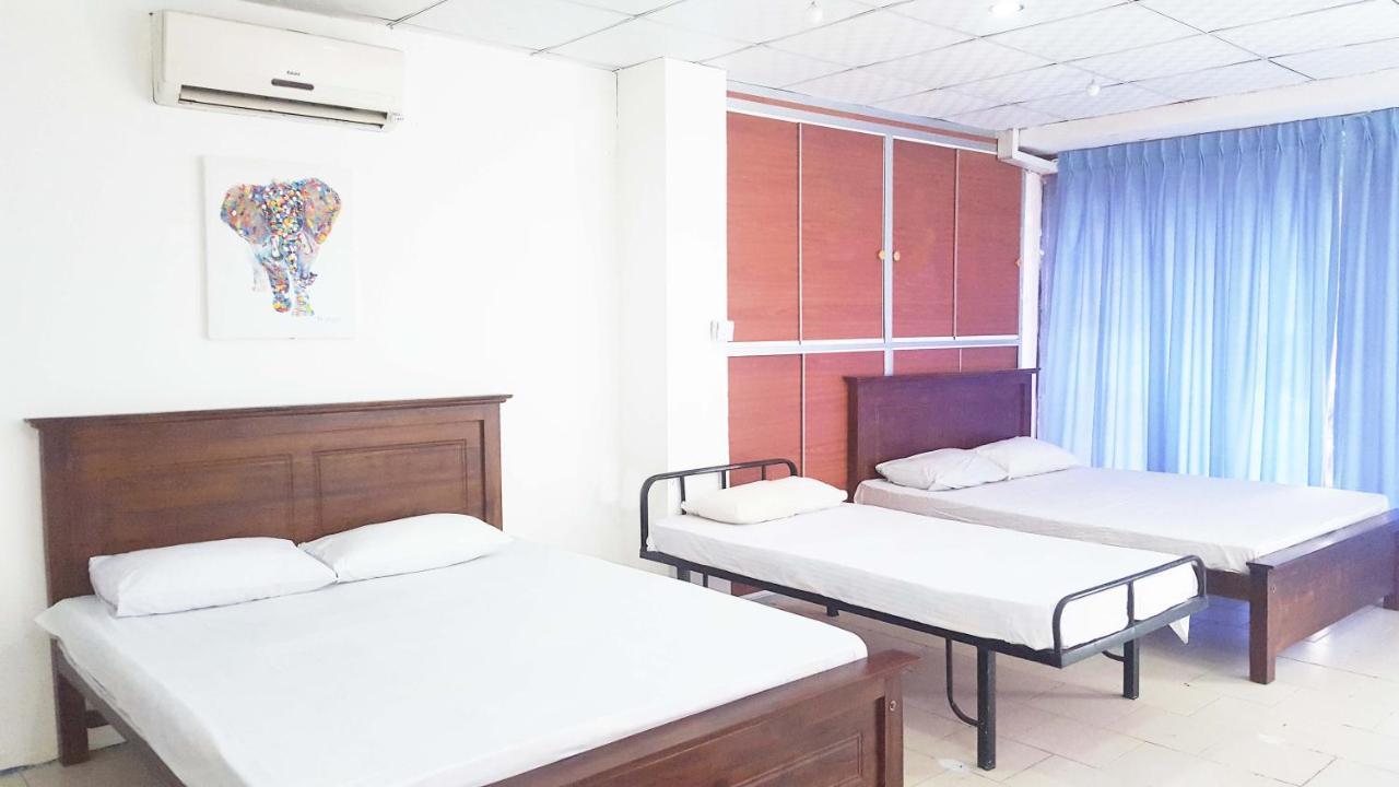 The Beehive Colombo Hotel Екстериор снимка