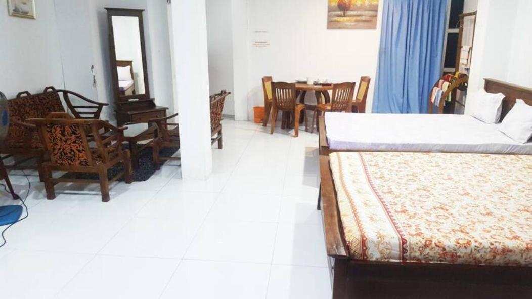 The Beehive Colombo Hotel Екстериор снимка